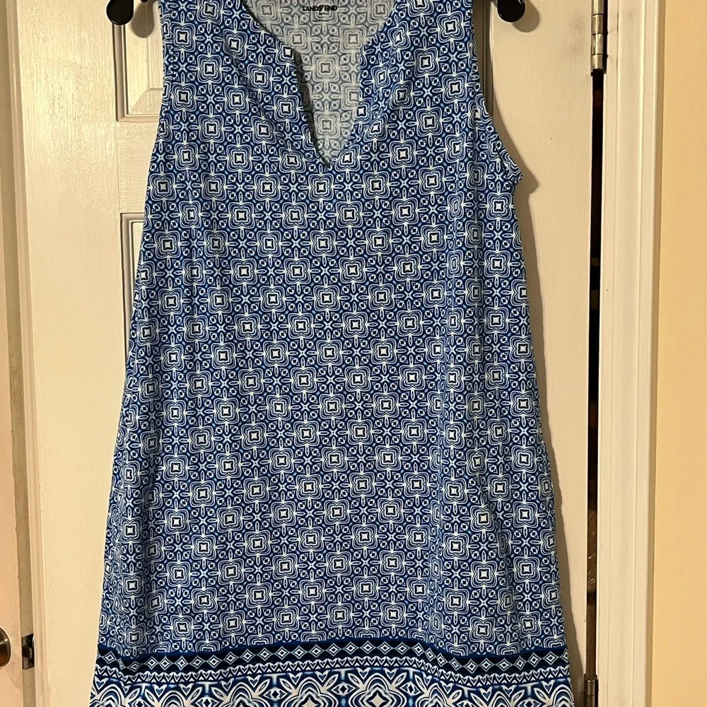 Lands' End Blue and White Patterned Sleeveless Dress size M - Picture 3 of 9